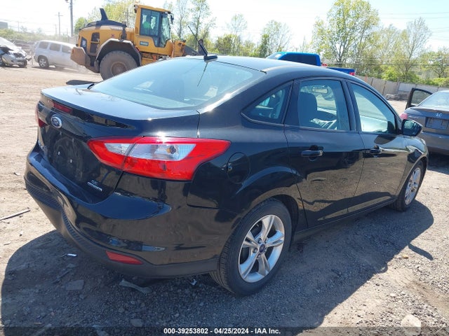 Ford FOCUS SE 2014 1FADP3F22EL224387 Image 4