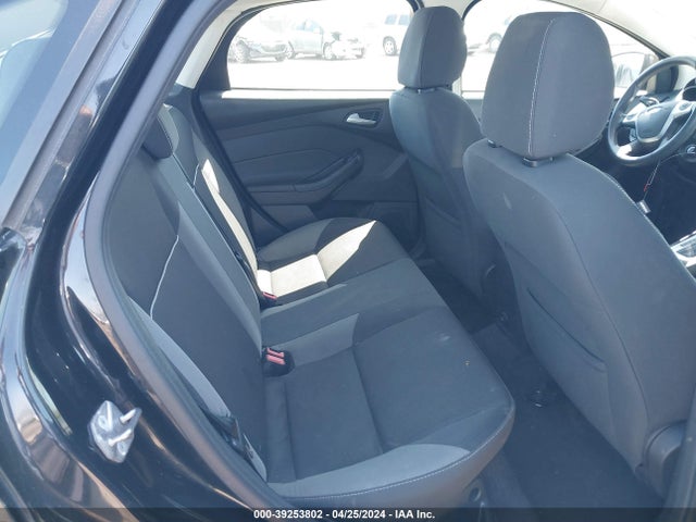 Ford FOCUS SE 2014 1FADP3F22EL224387 Image 8