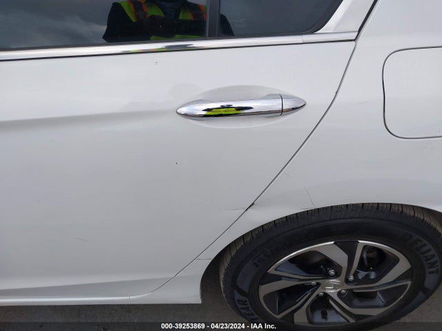 Honda ACCORD LX 2016 1HGCR2F3XGA209901 Image 18