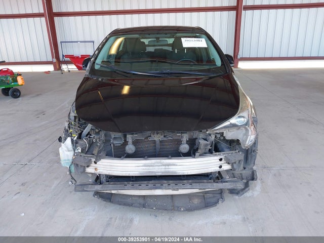 Toyota Prius Two 2016 JTDKBRFU1G3513591 Image 13