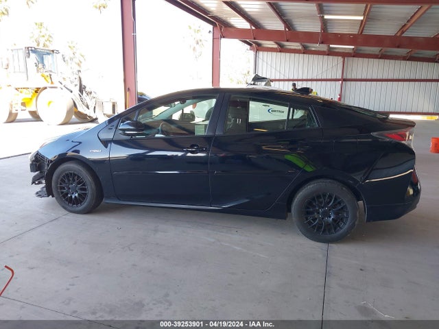 Toyota Prius Two 2016 JTDKBRFU1G3513591 Image 15
