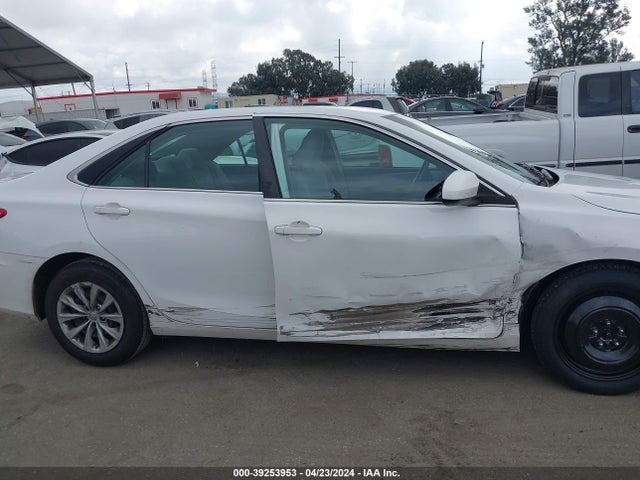 Toyota CAMRY LE 2015 4T1BF1FK4FU934858 Image 13