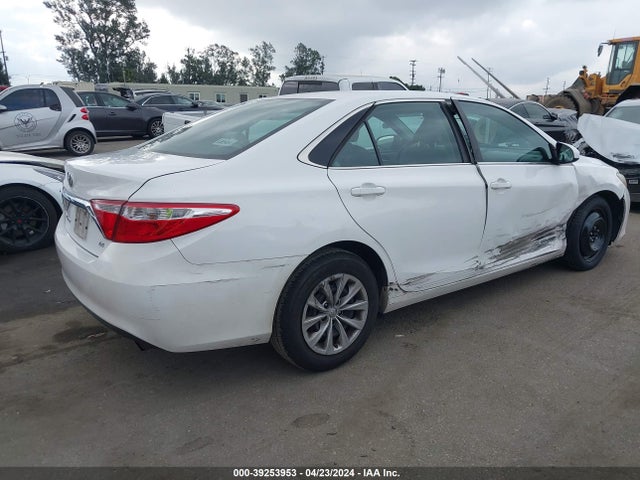 Toyota CAMRY LE 2015 4T1BF1FK4FU934858 Image 4