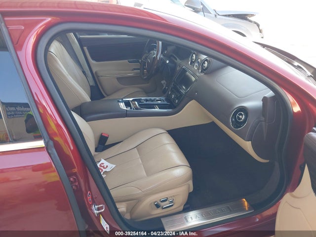 2012 JAGUAR XJ SAJWA2GB7CLV36619 Photo 4