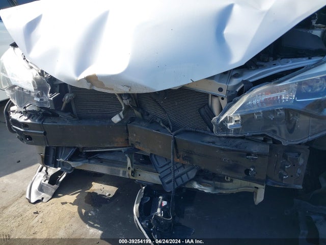 Toyota COROLLA SE 2018 5YFBURHE5JP801676 Image 19