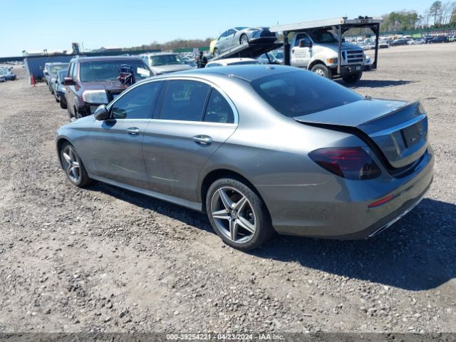 WDDZF4KB6HA096708 Mercedes-Benz E 300 4matic