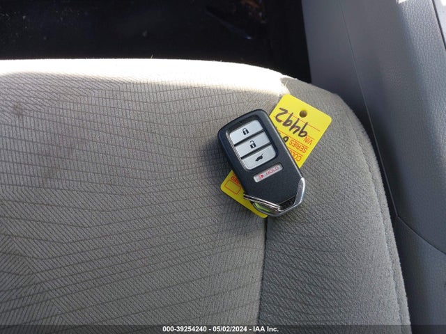 Honda PILOT LX 2018 5FNYF5H15JB029492 Image 11