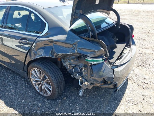 3MW89FF06R8D83560 BMW 3 Series 330i Xdrive