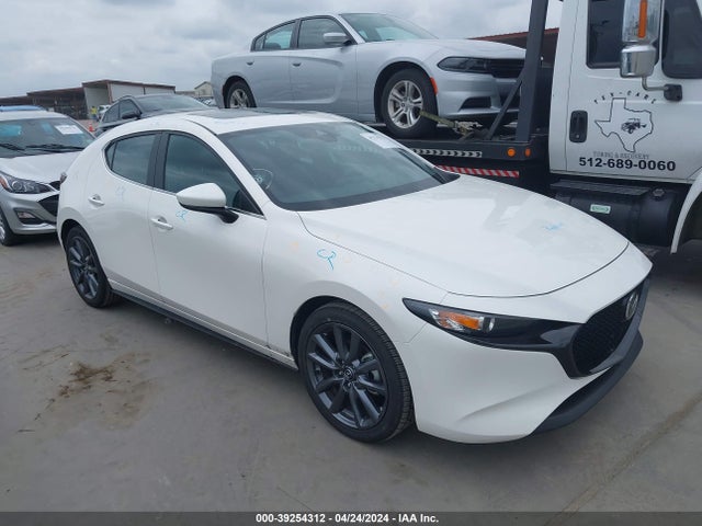 Mazda Mazda3 2.5 S Preferred 2023 JM1BPALM6P1610014 Image 1