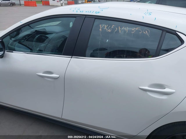Mazda Mazda3 2.5 S Preferred 2023 JM1BPALM6P1610014 Image 14