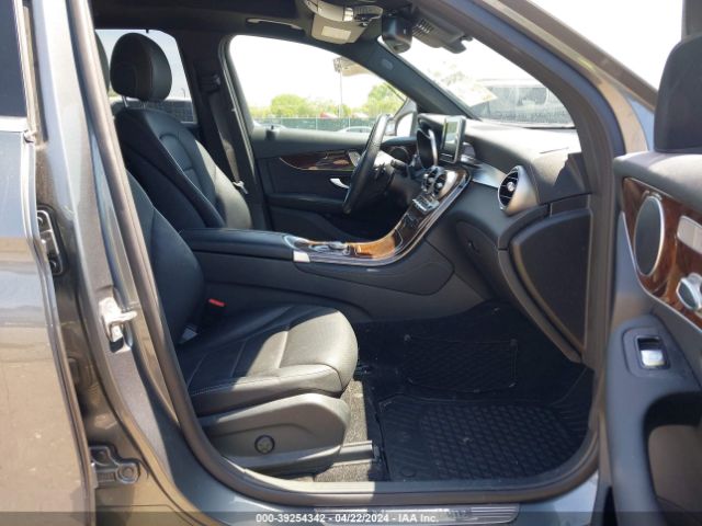 WDC0G4KB3HF145151 Mercedes-Benz Glc 300 4matic