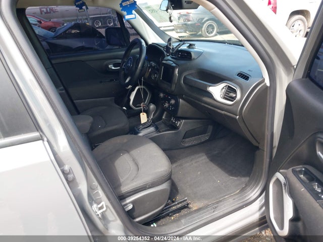ZACNJABB3KPK76691 Jeep Renegade Latitude Fwd