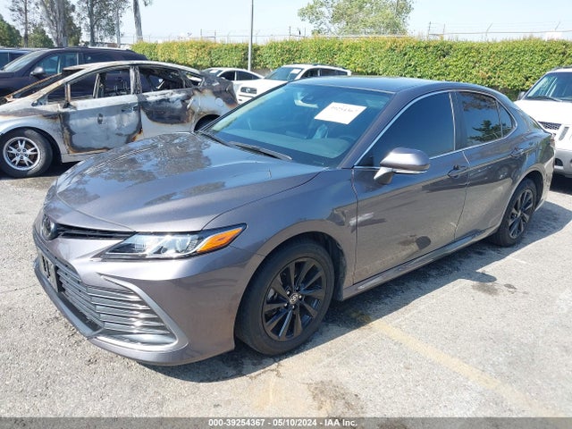 Toyota CAMRY LE 2022 4T1R11AK3NU707549 Image 2