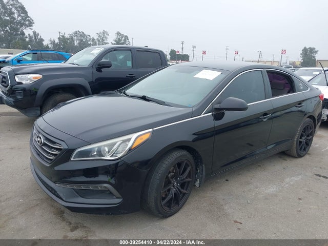 Hyundai SONATA SE 2015 5NPE24AF4FH138680 Image 2
