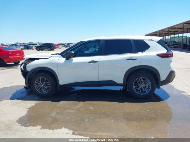 5N1AT3AA3MC839256 Nissan Rogue S Fwd