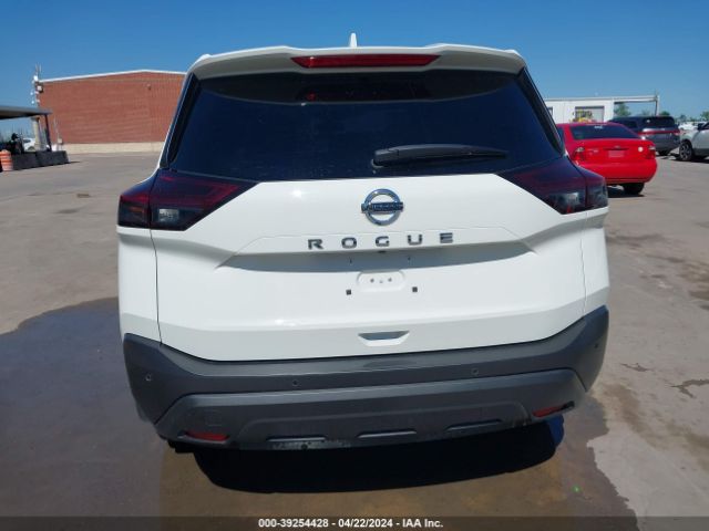 5N1AT3AA3MC839256 Nissan Rogue S Fwd