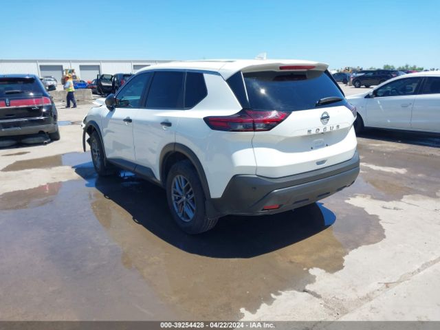 5N1AT3AA3MC839256 Nissan Rogue S Fwd