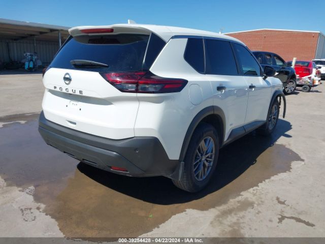 5N1AT3AA3MC839256 Nissan Rogue S Fwd