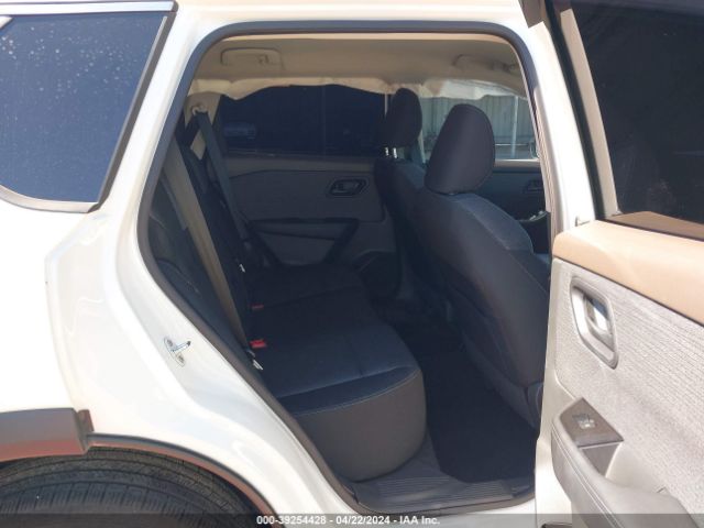 5N1AT3AA3MC839256 Nissan Rogue S Fwd