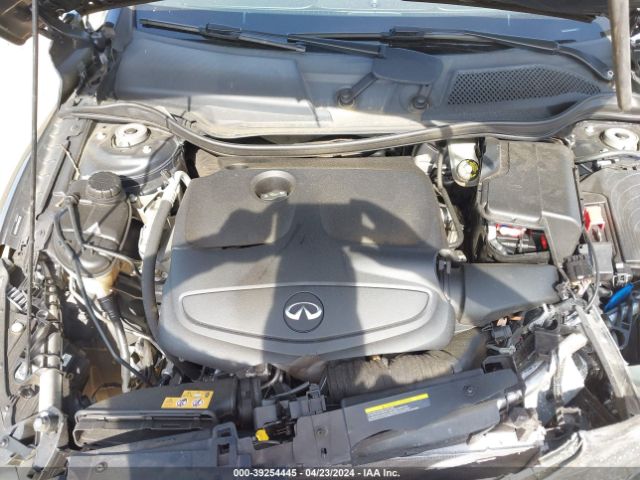 SJKCH5CP7HA037528 Infiniti Qx30 Luxury
