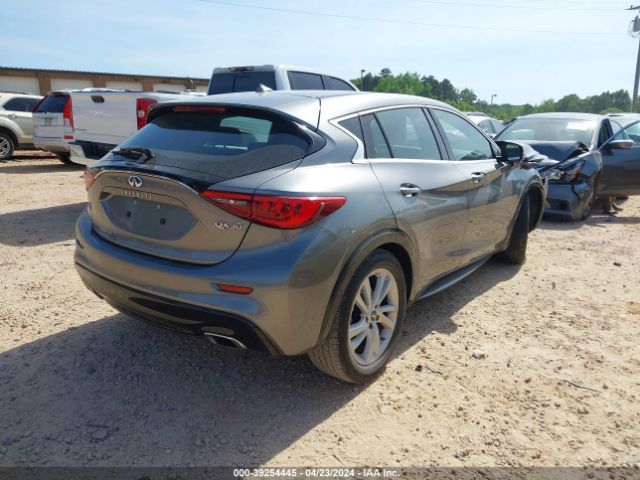 SJKCH5CP7HA037528 Infiniti Qx30 Luxury