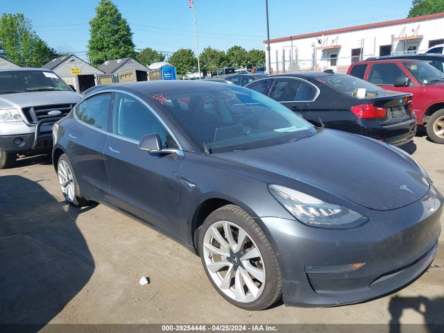 Tesla Model 3 Long Range/mid Range 2018 5YJ3E1EA3JF052764 Image 13