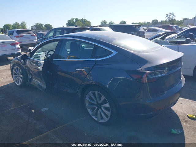 Tesla Model 3 Long Range/mid Range 2018 5YJ3E1EA3JF052764 Image 14