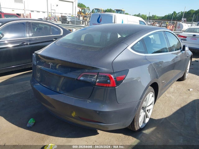 Tesla Model 3 Long Range/mid Range 2018 5YJ3E1EA3JF052764 Image 4