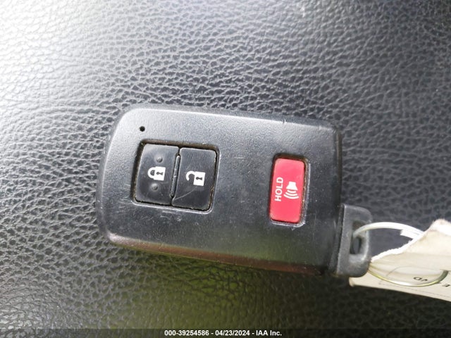 Toyota Rav4 Xle 2018 2T3RFREV6JW719796 Image 11