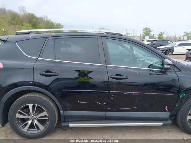 Toyota Rav4 Xle 2018 2T3RFREV6JW719796 Image 13