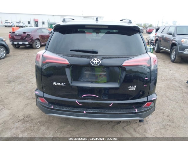 Toyota Rav4 Xle 2018 2T3RFREV6JW719796 Image 16