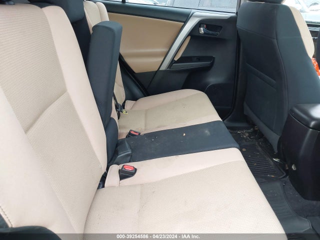 Toyota Rav4 Xle 2018 2T3RFREV6JW719796 Image 8
