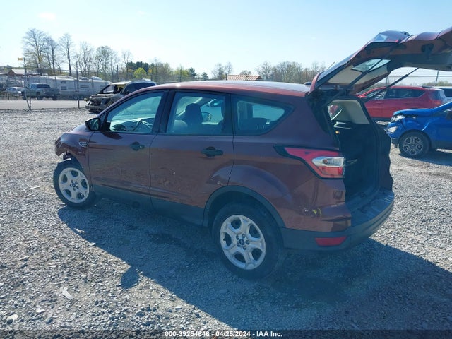 Ford ESCAPE S 2018 1FMCU0F75JUA29523 Image 3