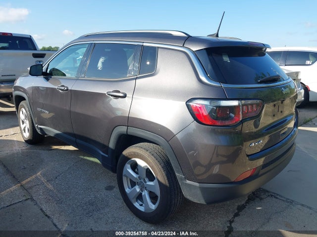 Jeep Compass Latitude 4x4 2021 3C4NJDBB2MT589246 Image 3