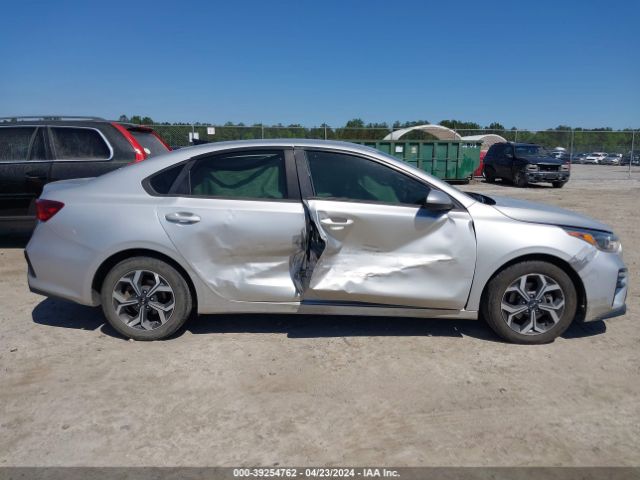 3KPF24AD4KE106278 KIA Forte Lxs