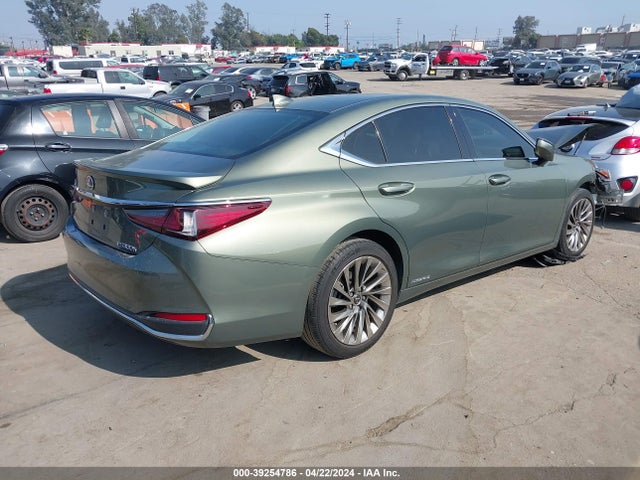 58AEA1C18MU003308 Lexus Es 300h Luxury
