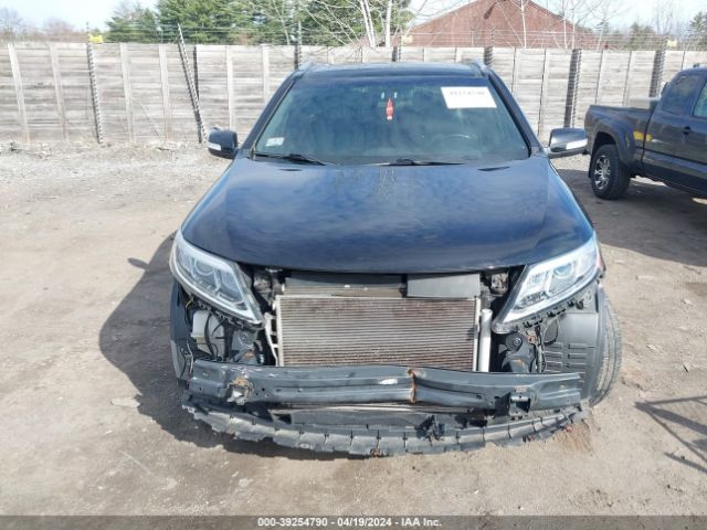 5XYKWDA75FG653260 KIA Sorento Limited V6