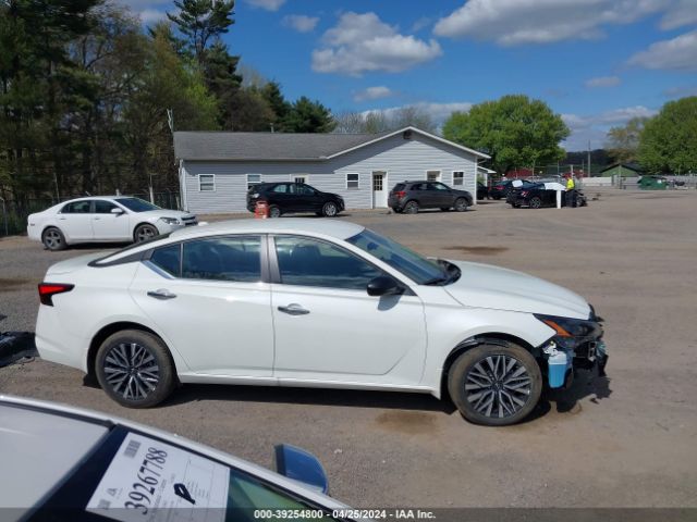 1N4BL4DW2RN325406 Nissan Altima Sv Intelligent Awd