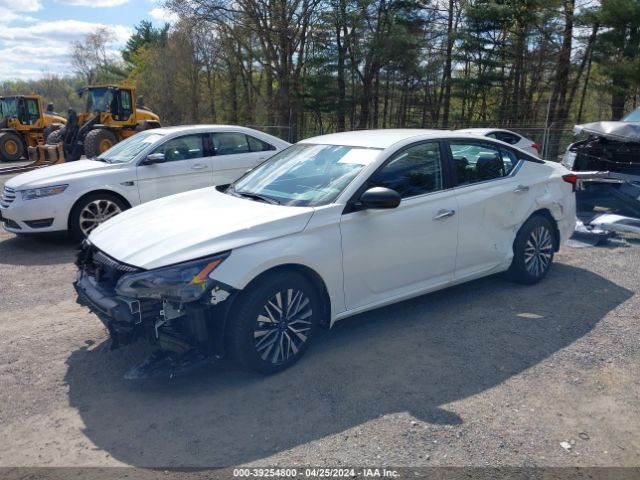 1N4BL4DW2RN325406 Nissan Altima Sv Intelligent Awd