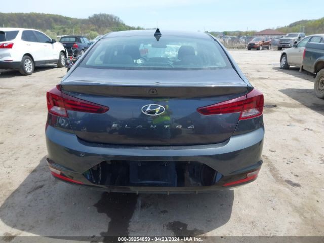 5NPD84LFXLH582262 Hyundai ELANTRA SEL