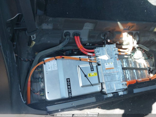 Tesla Model S 60/70/85 2015 5YJSA1E16FF115368 Image 11