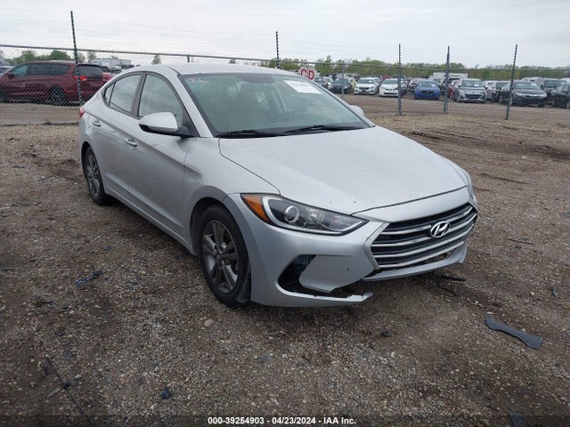 2018 5NPD84LF3JH335369 main image