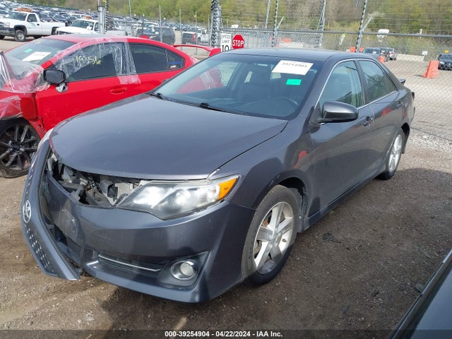 Toyota CAMRY SE 2014 4T1BF1FK1EU827393 Image 2