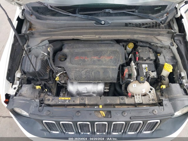 ZACCJABT4FPC12958 Jeep Renegade Latitude