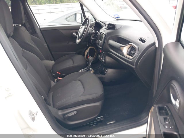 ZACCJABT4FPC12958 Jeep Renegade Latitude