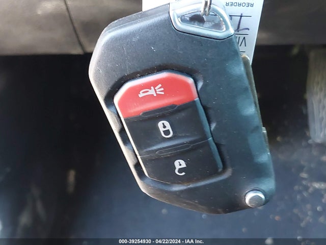1C4HJXAG5MW796297 Jeep Wrangler Sport S 4x4