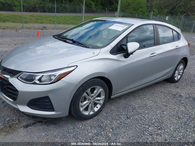 Chevrolet CRUZE LS 2019 3G1BC6SM0KS605420 Image 2
