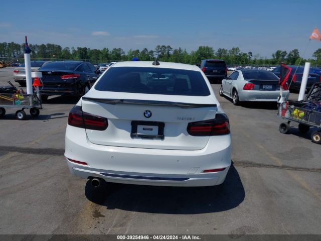 WBA3C1C53FK121696 BMW 328I