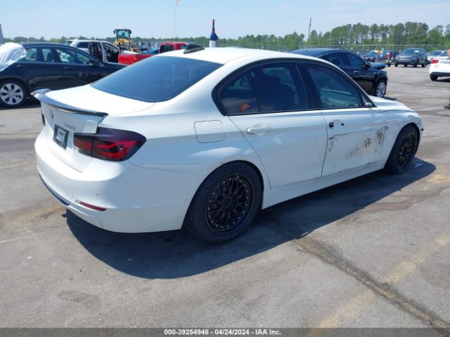 WBA3C1C53FK121696 BMW 328I