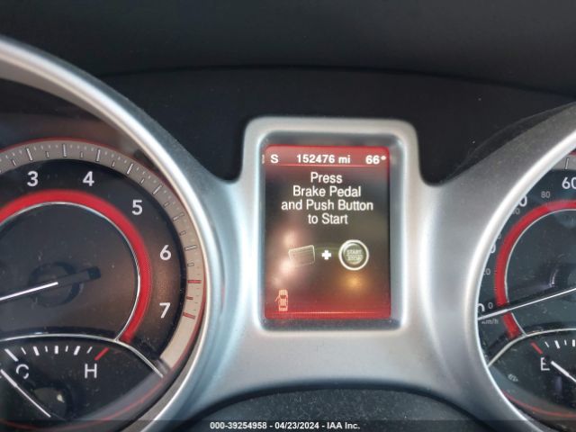 3C4PDCAB9JT229818 Dodge JOURNEY SE